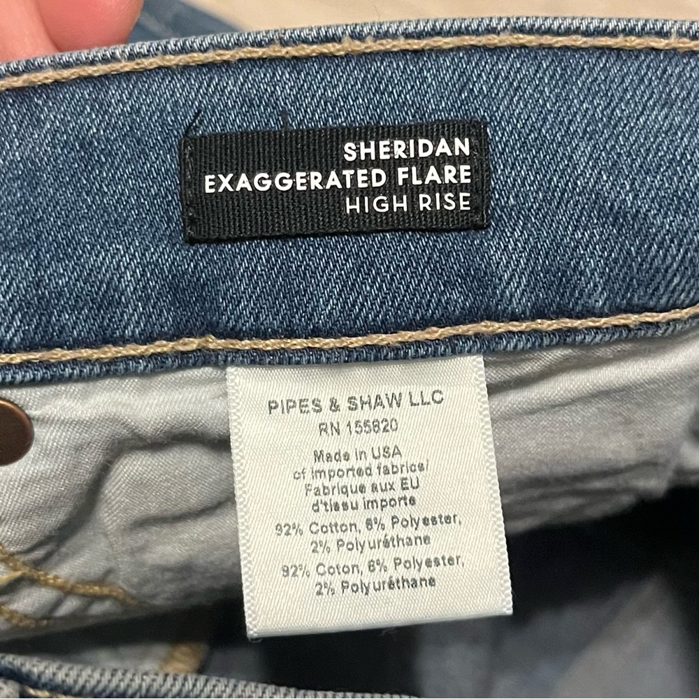 Veronica Beard Sheridan Exaggerated Flare High Rise Jeans - Picture 6 of 6